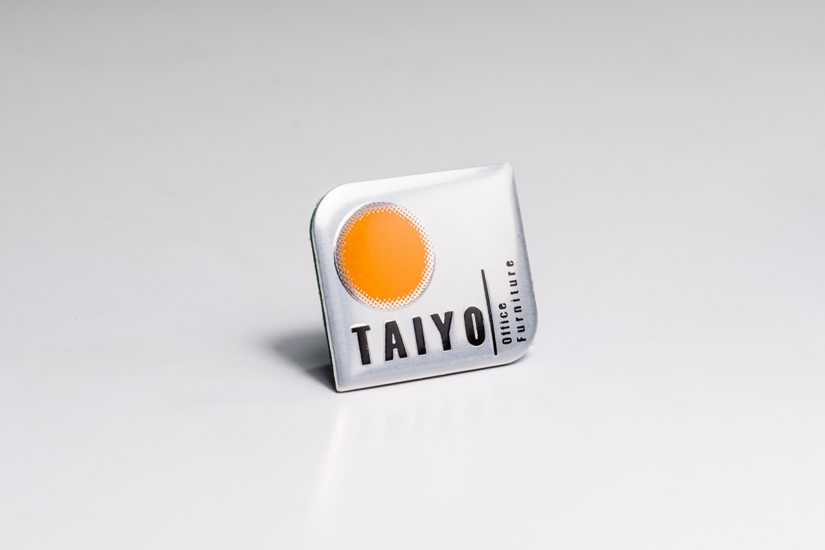 Mirror-Polished Aluminium Logo Plate 65